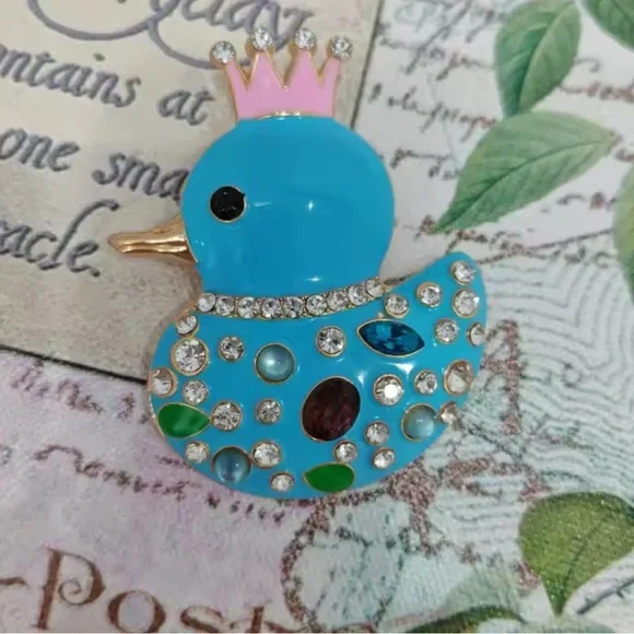 Blue Duck Crystal Brooch - Picture 5 of 10